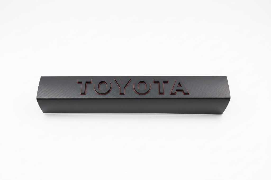 Toyota Dashboard Trim - Fondo Blanco